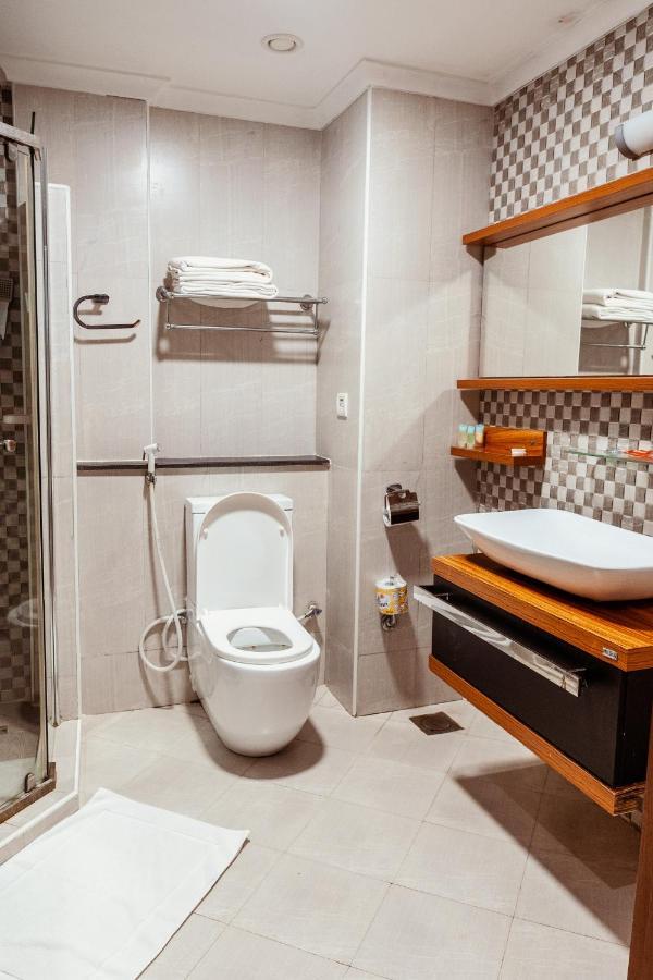 Tanga Beach Resort & Spa Luaran gambar