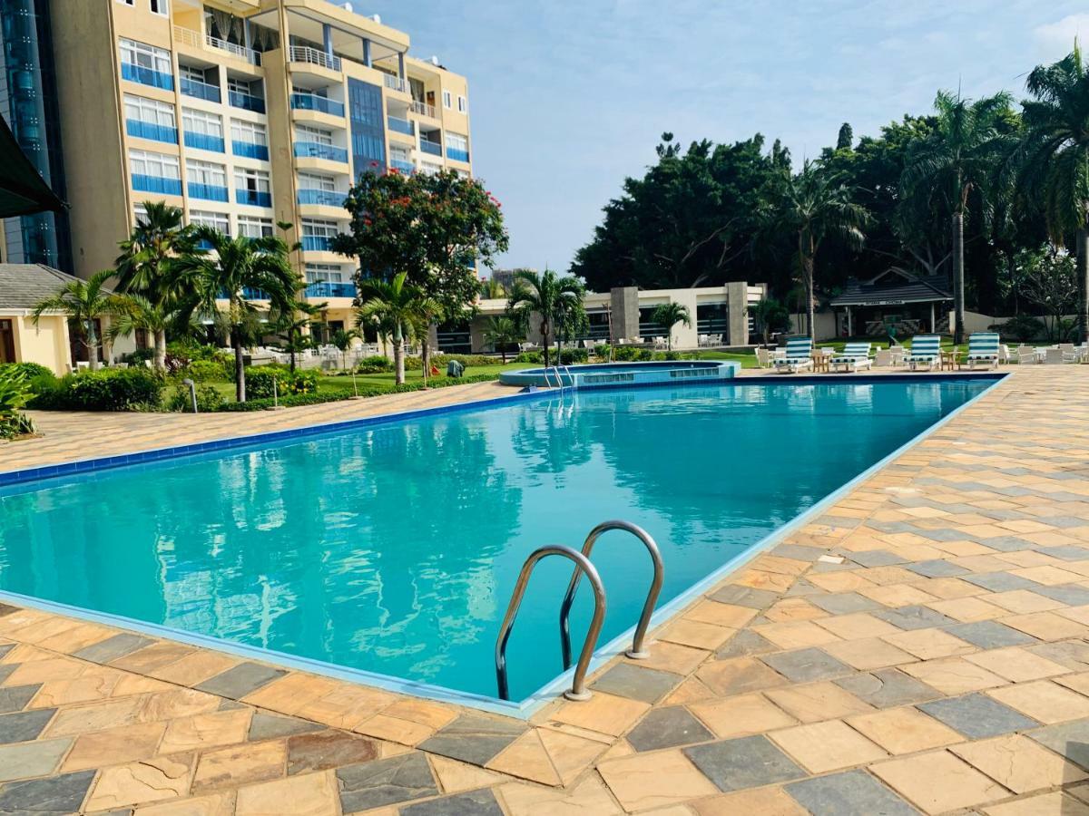 Tanga Beach Resort & Spa Luaran gambar