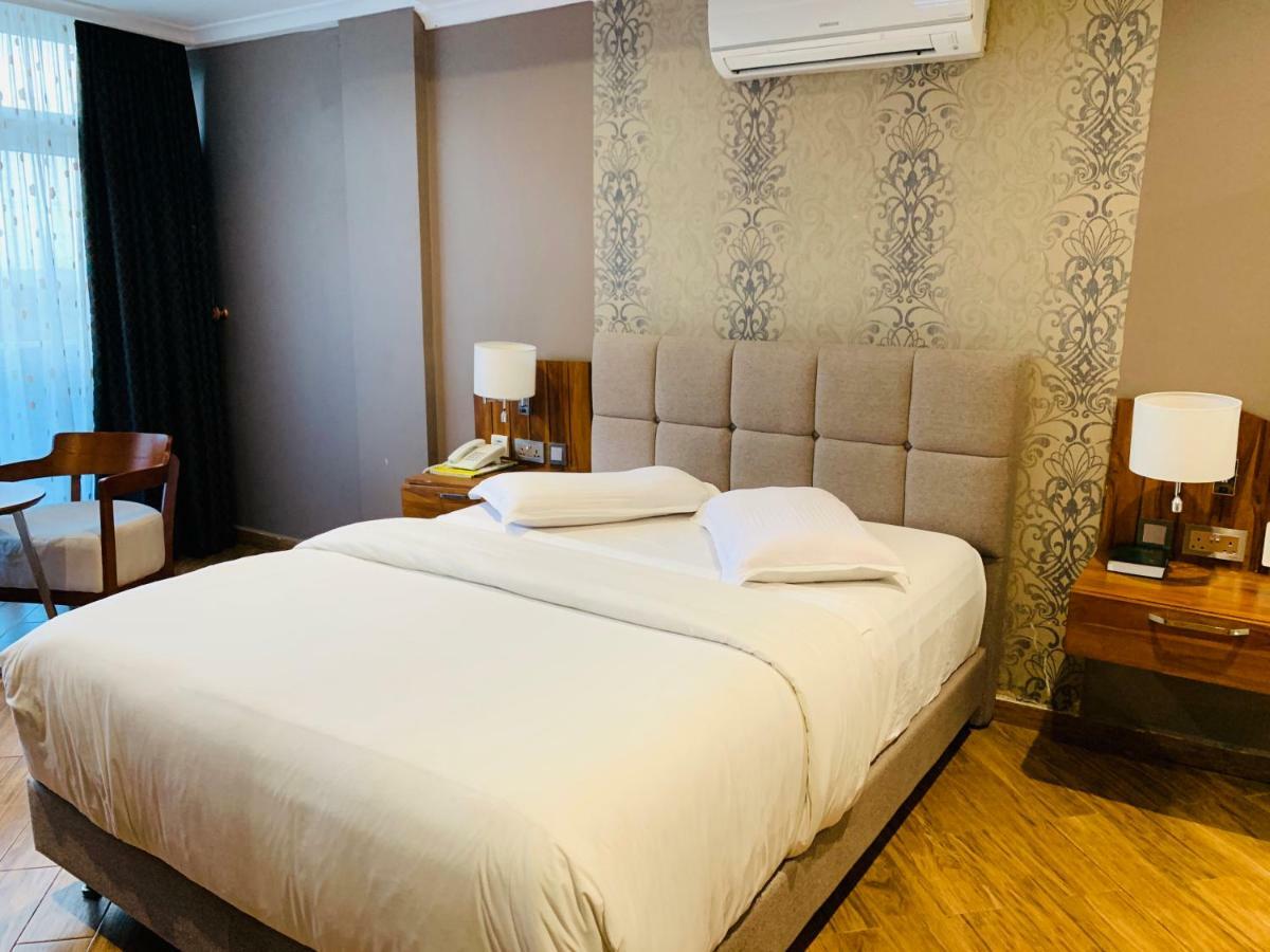 Tanga Beach Resort & Spa Luaran gambar